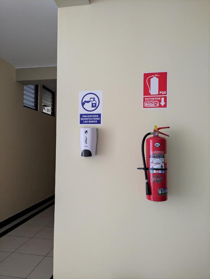 פוארטו מלדונדו Hotel Tambopata Inn מראה חיצוני תמונה