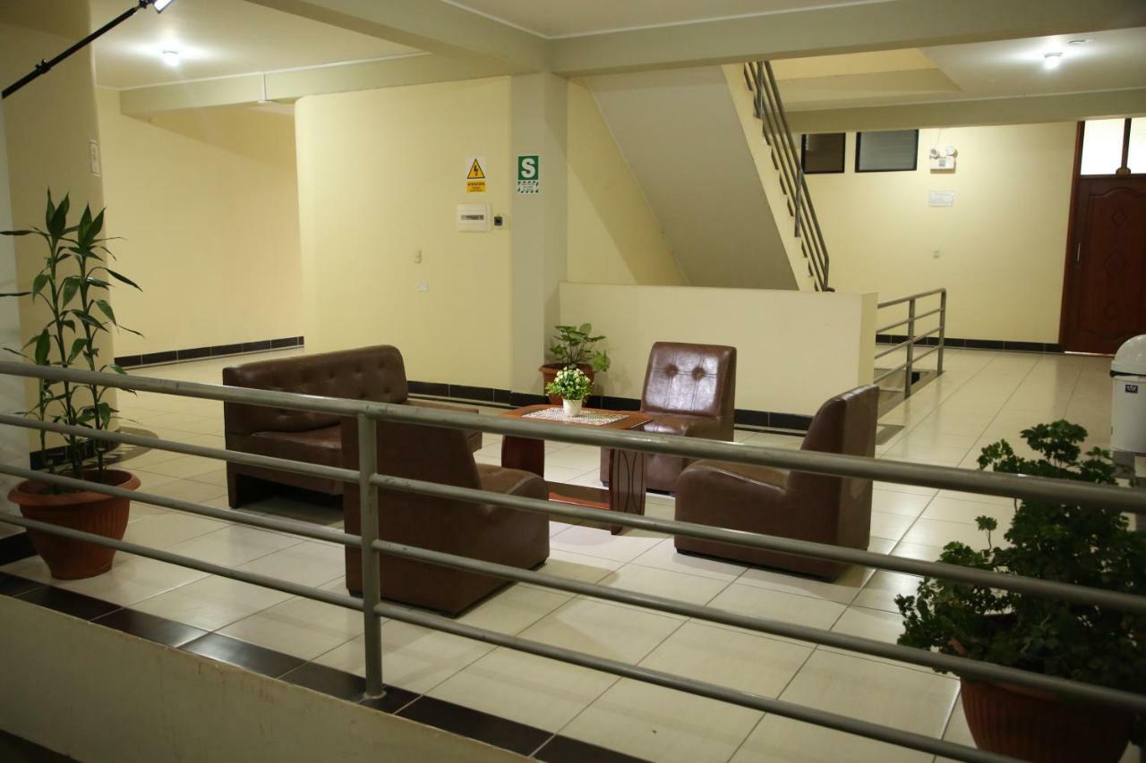 פוארטו מלדונדו Hotel Tambopata Inn מראה חיצוני תמונה